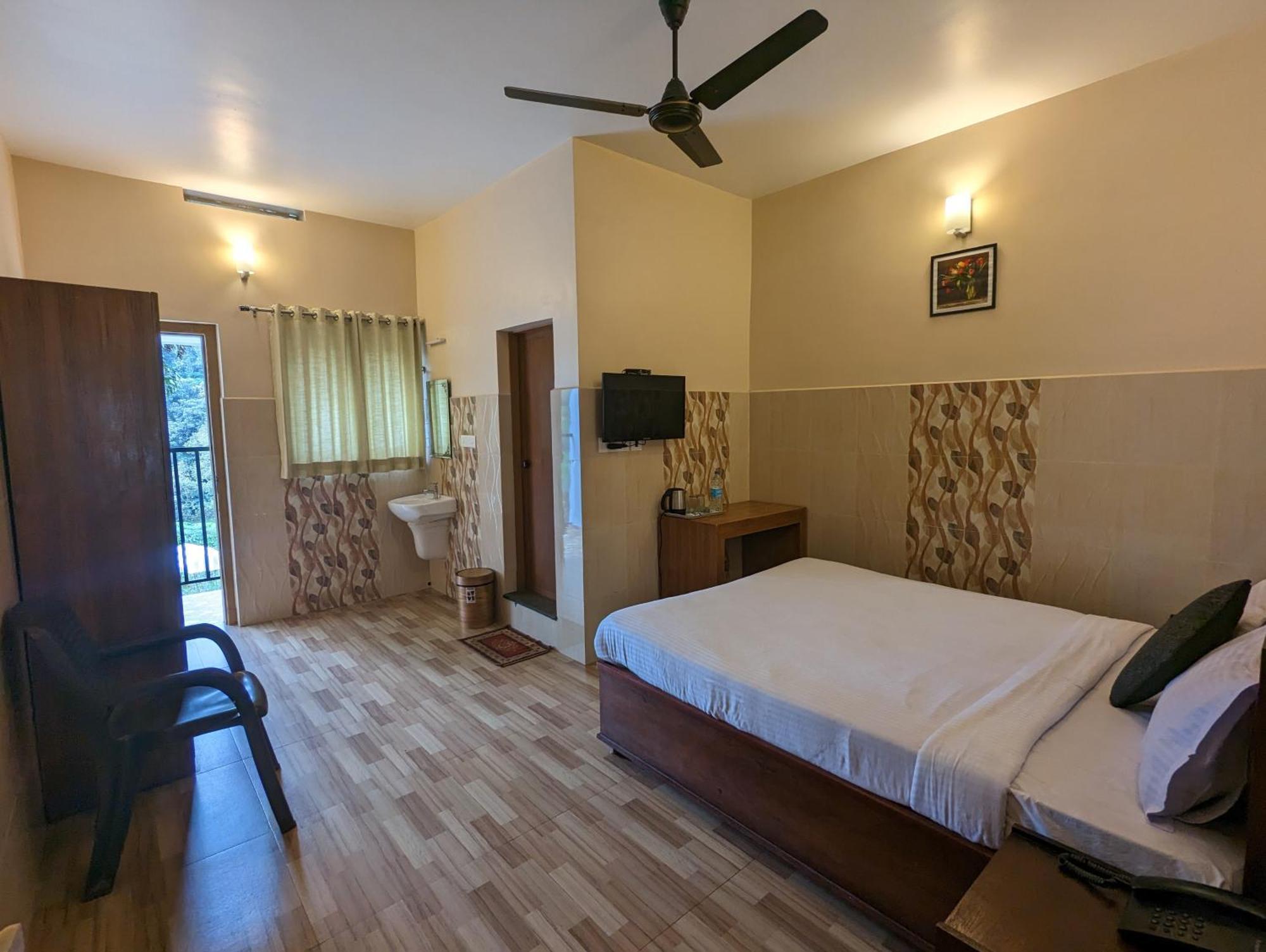Ayursakthi Riverdale Munnar Bilik gambar